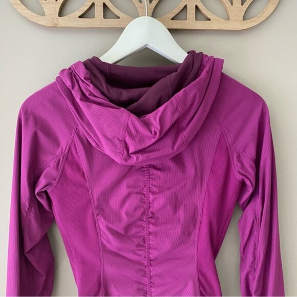 Lululemon In Flux Regal Plum Reversible Jacket Purple Sz 4 - Picture 8 of 10